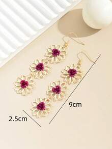1 Pair Elegant Hollow Flower Tassel Drop Earrings, Suitable For Daily Wear. Note: Due To Different Production Batches, There May Be Some Color Differences.