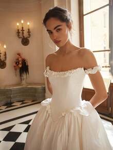 Elegant Sexy A Line Off Shoulder Corset Pleat Formal Wedding Dress Registry Office Dresses Bridal Dress,Evening Party Dress Birthday Party Dress Country Wedding,Romantic Church Ceremony Wedding Dress,Suitable For Wedding,Dating,Party,Singles' Party,Vacation,Formal Occasions,Dinner Dress,Prom Dress,Homecoming Dess,Cocktail Party,Wedding Guest Dress,Graduation - 白色 - 查看 4