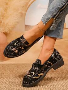 Women's Fashion Metal Pendant Thick Sole Slip-On Platform Mary Jane Shoes - Gold - View 5