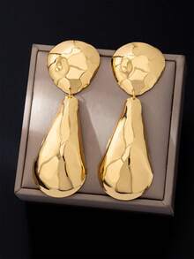 一对时尚几何大水滴形耳钉，适合女性参加派对、聚会、街头、日常佩戴，也是一份贴心的礼物。 - 金黃色 - 查看 4