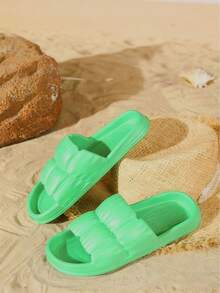 新款畅销时尚男女通用休闲拖鞋，轻便舒适透气，方便携带，采用EVA材质，适合室内/室外、居家、办公、海滩、度假等多种场合（建议选购大一码，穿着更舒适）。 - 綠色 - 查看 6