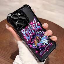 Funda para teléfono  World Tour, perfecta para teléfonos ,  17,  16 Pro Max,  15 Pro Max,  13 y  12. Fabricada en TPU flexible que protege contra golpes y caídas. Un regalo fantástico para amigas con estilo, ocasiones especiales y amantes de la nostalgia. - Negro - Ver 3