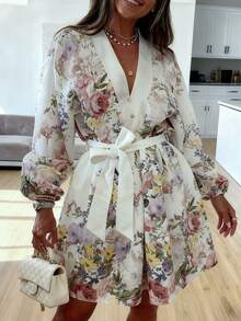 New Women's Casual Vacation Flower Print V-Neck Long-Sleeved Short Women's Dress