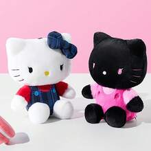 Miniso 1 قطعة ديكور معلق من القماش الناعم متغير اللون بشخصية سانريو - هالو كيتي (أزرق جينز)، تصميم متغير اللون + تفاصيل الجينز، مادة قماش ناعمة، تعليقة حقيبة/سلسلة مفاتيح، إكسسوار جميل (قطعة واحدة عشوائية تُشحن) - متعدد الألوان - مشاهدة 4