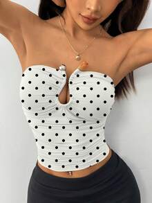 Top court à épaules dénudées à pois pour femmes, en tissu maille froncé, ourlet moulant sans manches, mode d'été - Noir et Blanc - Voir 1