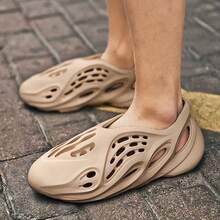 Foam Runner Sneakers Cloud Slides Pillow Sandals Sports Shoes Non-Slip Lightweight Walking Shoes Fashion Outdoor Indoor Beach Sandals For Women Men - A - Xem 2