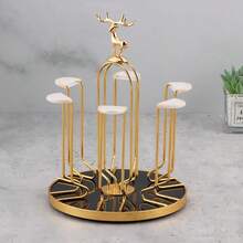 Soporte giratorio para secar vasos, con capacidad para 6 vasos, organizador antideslizante de acero para secar tazas, soporte para vasos de cristal con ganchos protectores de silicona, árbol secador de vasos para cocina, encimera. - Dorado - Ver 1