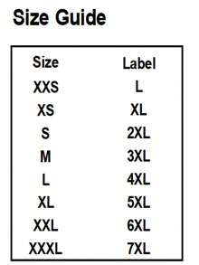 两件男士短袖上衣，采用时尚迷彩图案、圆领、针织面料和修身剪裁。运动风格设计，适合休闲穿着、街头服饰、户外活动、派对和运动场合——短袖。 - 彩色 - 查看 9