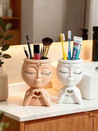 1pc Cute Toothbrush Holder & Makeup Organizer, No Drilling Required, Freestanding Toothbrush Holder With Face Expression Pattern, Space-Saving Bathroom Sink Storage For Makeup Brushes, Eyeliners, Lipsticks, Eyeshadows - Ideal Gift For Couples, Home Decor (Random Color: Silver/Natural)