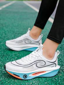 男士户外跑步鞋，经典时尚多色男士跑步鞋，纯色简约设计，舒适内衬，适合公路、户外、马拉松、训练、步行、徒步旅行等。 - 白藍 - 查看 11