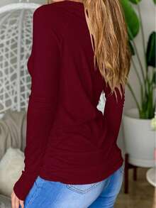 Women's Long Sleeve Ruched Casual Top - Soft Stretchy | Crew Neck, Long Sleeve, Side Ruched Detail, Comfort Fabric, Slim-Fit Silhouette - New Year Daily & Athletic Outings, Fall Winter Versatile Wear - 酒紅色 - 查看 6