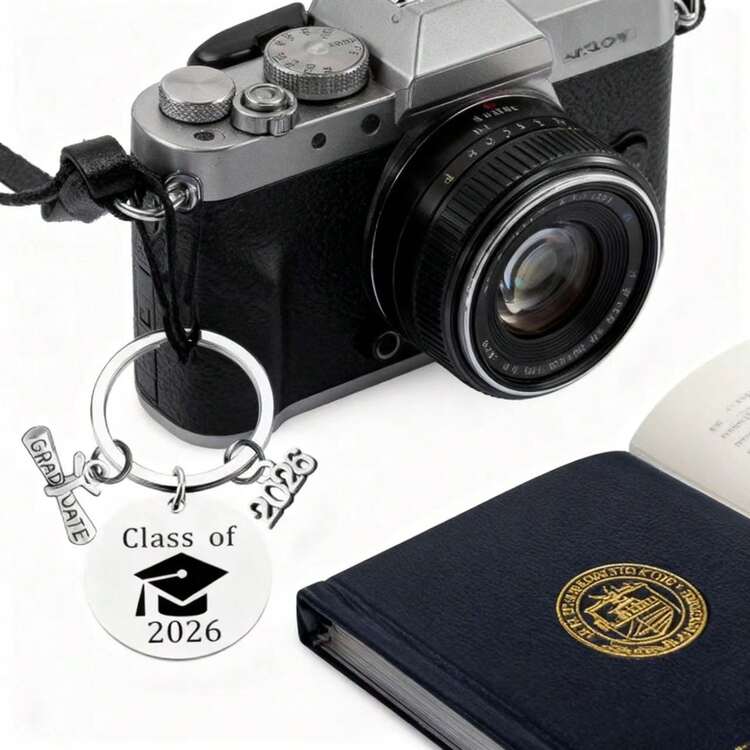 15 Pieces / 5 Sets Of Creative 2026 Graduating Class Student Bag Pendant Sets. Perfect For Senior Students Pursuing A Master's Degree, Or As Gifts For High School And University Students. Suitable For Both Men And Women. Applicable To Student Groups - Universities, Colleges, Middle Schools And High School Graduates. - Multicolor - View 2