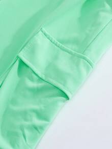 男士轻薄薄荷绿套装（2件套），宽松圆领T恤+工装短裤，休闲运动风，适合海滩、度假和旅行。 - 綠色 - 查看 10