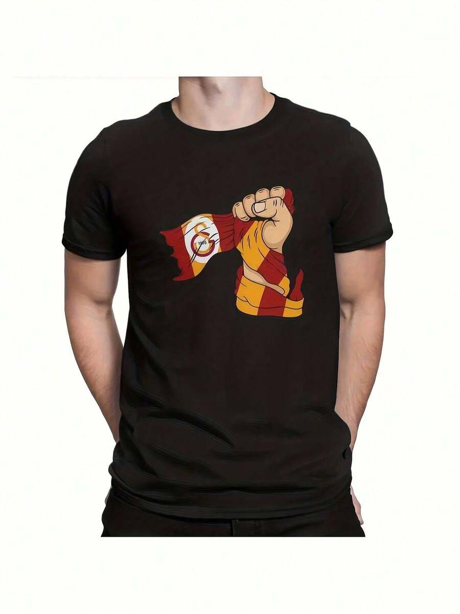 Camiseta de aficionado al fútbol del Galatasaray para hombres - Diseño oficial del equipo y colores, cuello redondo de peso pesado, manga corta, camiseta de ocio cómoda para todas las temporadas, lavable a máquina, ropa de club de fútbol turco para uso casual y eventos deportivos, estilo bohemio negro - Negro - Ver 1