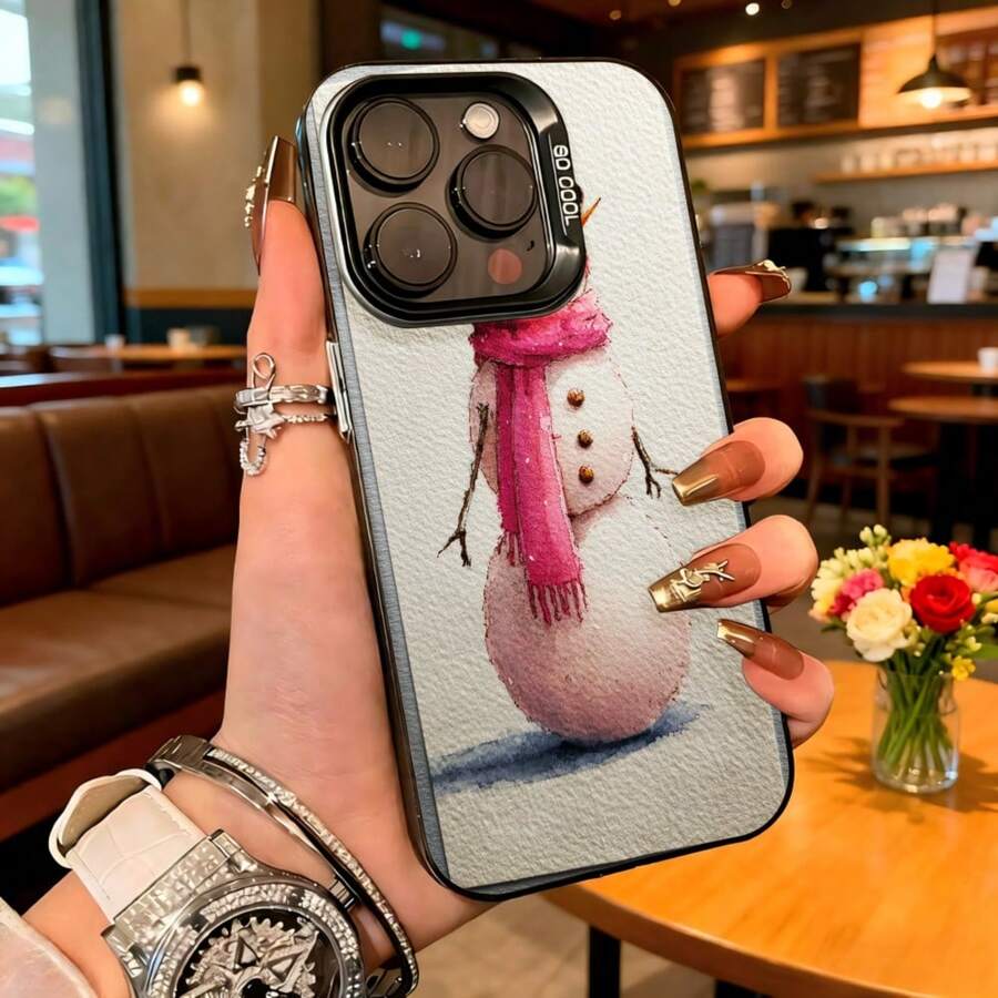Cubierta de telefono con diseño de muñeco de nieve color gris claro con bufanda rosa para iPhone 14 Pro Max estilo invernal para uso diario en cafeterías y ocasiones casuales - Blanco - Ver 1