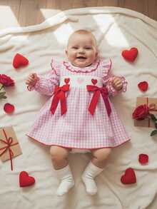 Little Toddler Girls Valentine's Day Dress Long Sleeve Ruffled Round Neck Heart Embroidery Bownot Plaid A-Line Dress - 紅色 - 查看 2