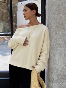 Livesso 女士休闲宽松纯色不对称肩长袖T恤露肩上衣 - 米色 - 查看 1