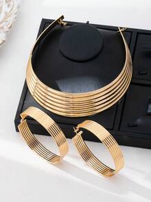 Set de 3 piezas de collar gargantilla y aretes geométricos de metal con diseño exagerado en color dorado - Conjunto de pendientes y gargantilla - Ver 7