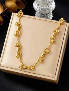 1 套不锈钢时尚项链 + 手链首饰套装，适合日常佩戴、礼物