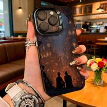 Cubierta de teléfono con diseño de fantasía negra con siluetas de hombres en sombreros y edificios antiguos iluminados para uso diario en cafeterías - Blanco - Ver 3