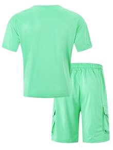 男士轻薄薄荷绿套装（2件套），宽松圆领T恤+工装短裤，休闲运动风，适合海滩、度假和旅行。 - 綠色 - 查看 4