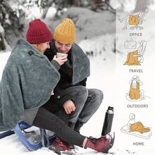 5V USB加厚电热毯，柔软舒适，可穿戴加热毯披肩，便携式加热毯，3种模式和3个定时设置，无线拉链式加热毯，适合女性户外露营旅行居家办公使用，可机洗保暖，也可用于闺蜜节、宠物派对、嘉年华、聚会装饰等场合。 - 彩色 - 查看 4