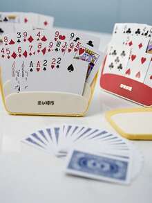 三层可折叠扑克牌架，免提扑克托盘，带可调节桌面支架，扇形设计，适用于纸牌游戏、扑克派对和家庭纸牌游戏之夜 - 成人皮诺克尔牌架 - 彩色 - 查看 2