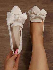 Beige Fabric With Fine Lines-bow