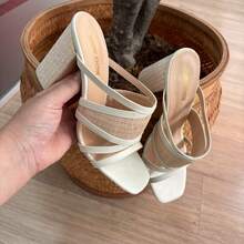 Show Show Sandalia Tamanco Feminino Salto Bloco 9cm detalhe Tricê e tiras - NAPA OFF - Visão 2