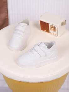 1 Pair Children's PU Leather Fashion Lightweight Comfortable Little Girls Shoes, Spring/Autumn Embroidered White Low-Top Sneakers - Beige - View 6