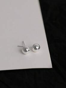 2 piezas Pendientes de bola lisa de acero inoxidable para hombres - Plateado - Ver 5