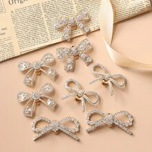 2pcs Shiny Silver Butterfly Shoe Clips, Metallic Mesh Texture, Fully Studded With Rhinestones. Exquisite And Glamorous, Adds Elegant Charm To Footwear