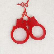 Realistic Silver Plastic Handcuffs - Realistic Costume Accessory Without Batteries, Suitable For Halloween Parties, Events And Role-Playing - Lightweight And Easy To Use