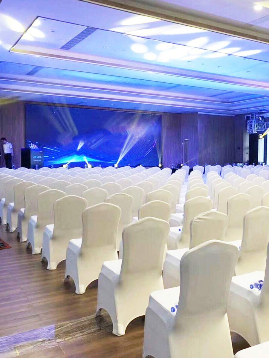 4/10/20/30PCS Wedding Banquet Hotel White Elastic Chair Covers, One-Piece Chair Covers, White Full-Coverage Thickened Chair Covers, Reusable Elastic Skirts For Large Exhibitions, Universal Elastic Chair Covers, Engagement Ceremony, Office Meeting Chair Covers - White - View 1