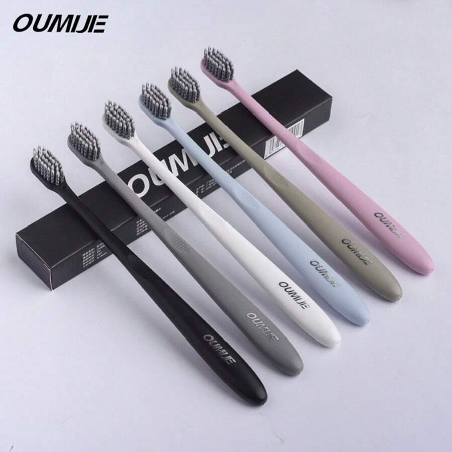 软毛牙刷，全新研发的螺旋刷毛牙刷，家用牙刷，情侣套装，独立包装，专为去除牙菌斑、烟渍、咖啡渍和其他顽固污渍而设计，美白牙齿，适用于正畸矫治器及咖啡渍。透明独立刷盖提供双重安全卫生保护。