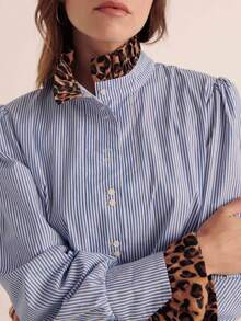 1 chiếc áo sơ mi nữ chất liệu polyester kẻ sọc trơn, cài cúc phía trước, thích hợp mặc công sở mùa xuân. - Màu xanh lam - Xem 2