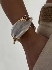 سوار أنيق أبيض مطلي بالذهب والأبيض بتصميم زهرة التوليب، سوار مرن وأنيق مفتوح للنساء، تصميم ذهبي أنيق مناسب للارتداء اليومي والحفلات - الذهبي - مشاهدة 2