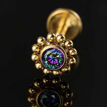 1 pieza Giga Piercing de titanio ASTM F136 de 16G con mini cuentas, pendiente sin rosca con flor de circonita cúbica en la parte posterior plana para tragus, cartílago, hélice, concha y nariz para mujeres, clásico - Dorado - Ver 10