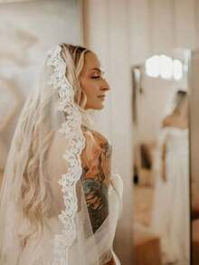 1件新娘婚礼中长款蕾丝边奢华头纱，白色复古新娘配饰，复古蕾丝婚纱头纱，带拖尾新娘头饰 - 白色 - 查看 1