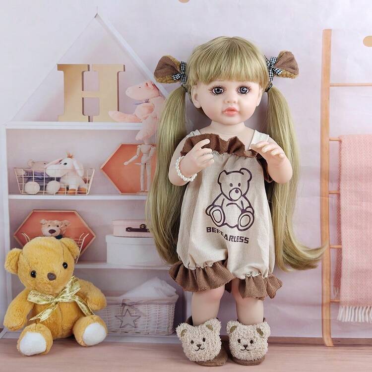 55厘米可爱长发DIY发型仿真娃娃，全乙烯基材质，可水洗，可换装游戏，适合重生娃娃，是过家家游戏的完美生日礼物。 - 卡其色 - 查看 6
