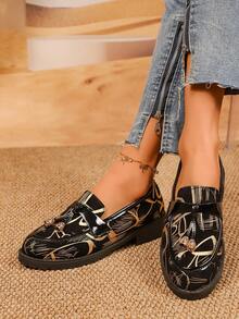 Women's Fashion Metal Pendant Thick Sole Slip-On Platform Mary Jane Shoes - Gold - View 6