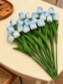 1/8花束 优雅逼真渐变蓝色郁金香 - 采用PU材质，这些仿真花细节高度逼真。适合卧室和客厅装饰。 - 漸層藍色 - 查看 4