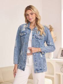 女士时尚珍珠装饰水洗牛仔外套，长袖翻领，舒适常规长度 - 中等水洗藍 - 查看 4