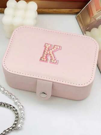 1pc New Pearl Letter Women's Jewelry Box, Jewelry Box, Multi-Function Jewelry Box, Jewelry Organization And Storage, Mini Jewelry Box, Jewelry Box, Cabinet Storage Box, Jewelry Box For Necklace, Earrings, Bracelet, Ring, French Exquisite Jewelry Box, Gold Jewelry Box, Jewelry Box, High-End Exquisite Multi-Layer Lockable Large Capacity Anti-Oxidation Bracelet, Earrings, Necklace Jewelry Storage Box, Jewelry Storage Box, Multi-Grid Multi-Layer Ring, Bracelet, Bracelet, Pendant Jewelry Portable Jewelry Box