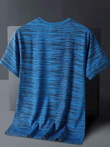 两件男士短袖上衣，采用时尚迷彩图案、圆领、针织面料和修身剪裁。运动风格设计，适合休闲穿着、街头服饰、户外活动、派对和运动场合——短袖。 - 彩色 - 查看 2