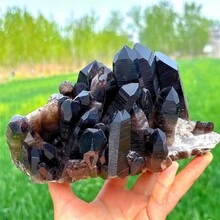 1pc Black Crystal Cluster Crystal - Bohemian Style Mineral Specimen With Earthy Brown To Clear Gradient, Raw Unpolished For Home Decor, Jewelry Making & Unique Holiday Gifts, Authentic Mineralogy, Earthy Aesthetic, Handpicked Stone - Black - View 6