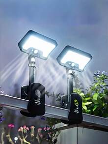 2025年新款上市，户外太阳能灯，方便超亮夹式太阳能灯，适用于户外露营、室内应急照明、庭院、围栏、花园、车间维护等多种场景。 - 彩色 - 查看 4