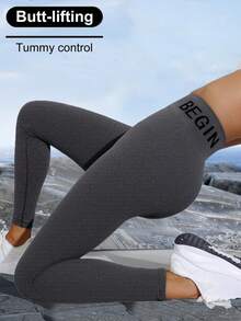 女士高腰字母印花瑜伽裤，弹性透气面料，弹性腰带，适合健身、瑜伽和日常穿着。健身紧身裤，高腰紧身裤。 - 灰色 - 查看 4