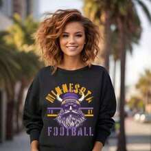 Minnesota Football Sweatshirt, Vikings Mascot Sweatshirt, Football Apparel, Vikings Pullover, Football Fan Wear, Game Day Apparel Comfortable Cotton Crew Neck Sweatshirt Sports Commuting Two-Way Wear - 黑色 - 查看 5