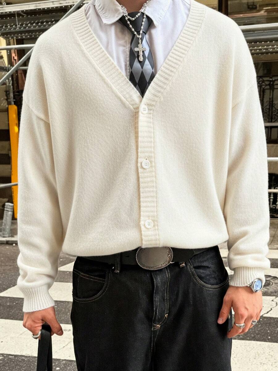 ANDREILEE 男士休闲宽松纯色复古风商务通勤百搭V领纽扣罗纹长袖开衫毛衣，秋冬款 - 杏色 - 查看 1